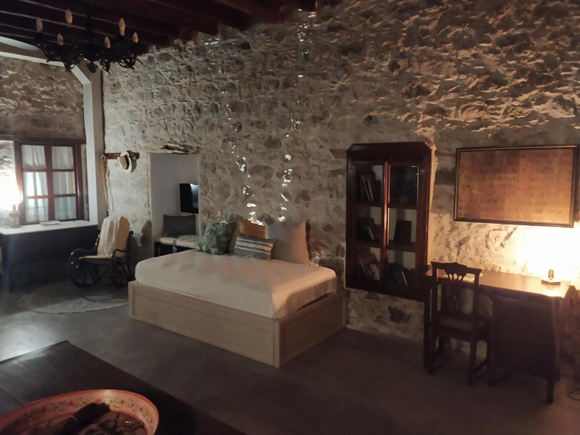 Vila Latmos 1860 Skála Pokoj fotografie
