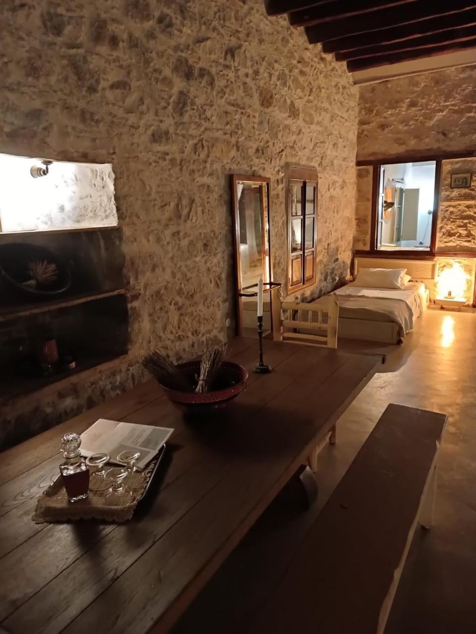 Vila Latmos 1860 Skála Pokoj fotografie
