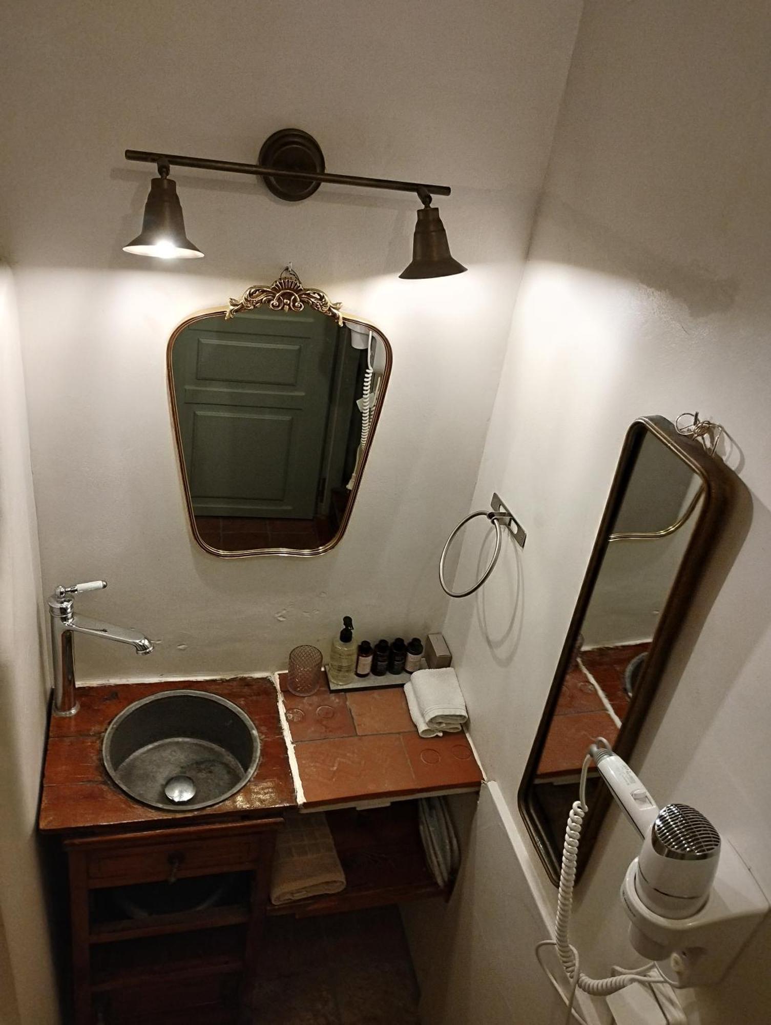Vila Latmos 1860 Skála Pokoj fotografie